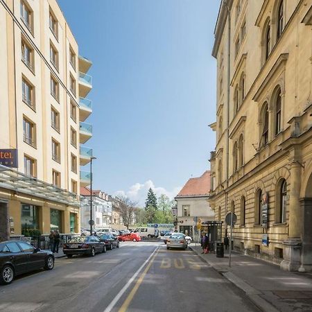 Apartment Flamingo Ljubljana Luaran gambar